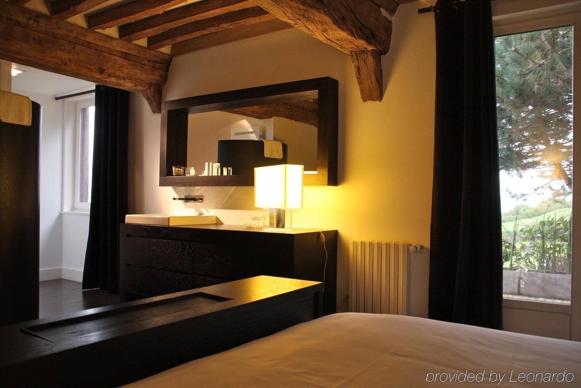 Hotel La Chaumiere Honfleur Zimmer foto